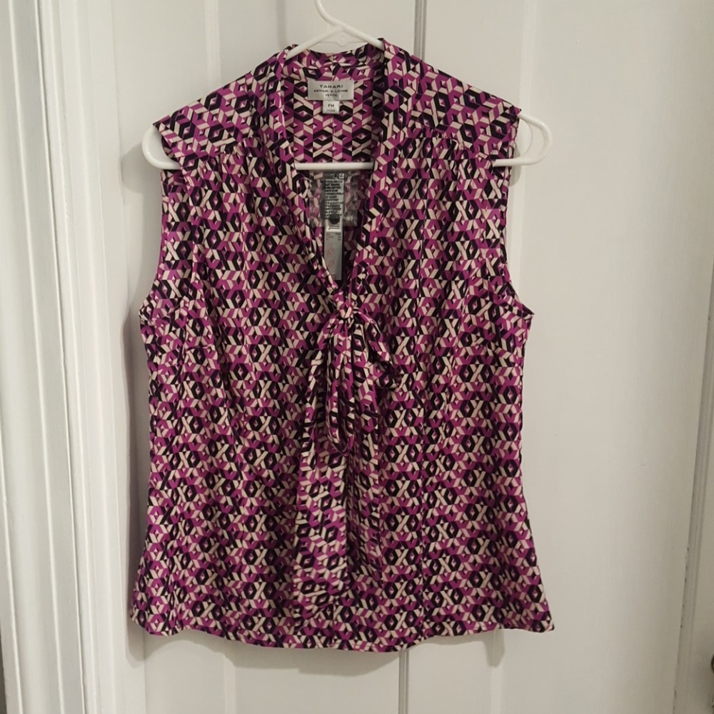 Tamari sleeveless, the neck blouse